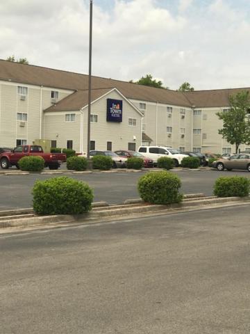 Intown Suites Extended Stay Huntsville Al - Nasa 外观 照片